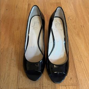 Franco Sarto Patent Open toe wedge - Size 7